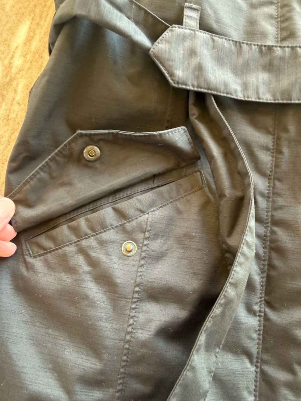 The North Face Women’s DryVent Belted Rain Trench Coat Hooded Black - Picture 9 of 11